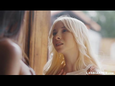 ❤️ Djevojka dolazi kući nekoliko mjeseci kasnije i na kraju jede mačkicu svoje maćehe ❤️ Samo porno kod nas hr.hentaibar-com.ru ❌️