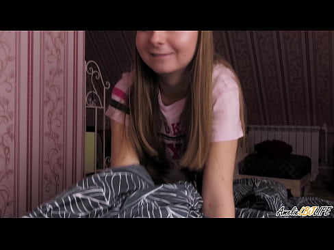 ❤️ Blondie duboko siše svog BFF-a i dobiva spermu u usta ❤️ Samo porno kod nas hr.hentaibar-com.ru ❌️